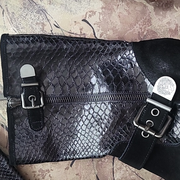 Vince Camuto black leather and suede boots. Size 5.5 - Picture 2 of 16